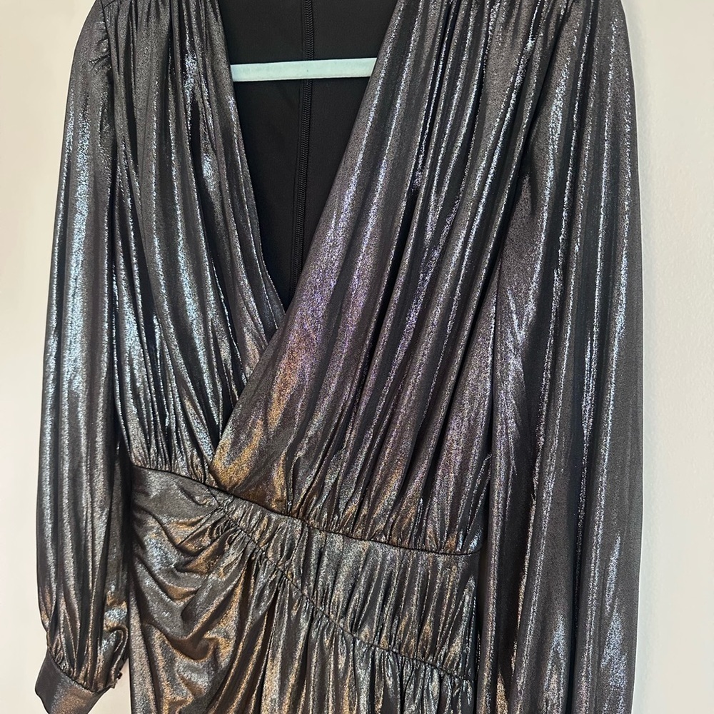 Pants Store Women’s Metallic Plunge Wrap Dress Silver Grey Size Small Zipper - Picture 3 of 8
